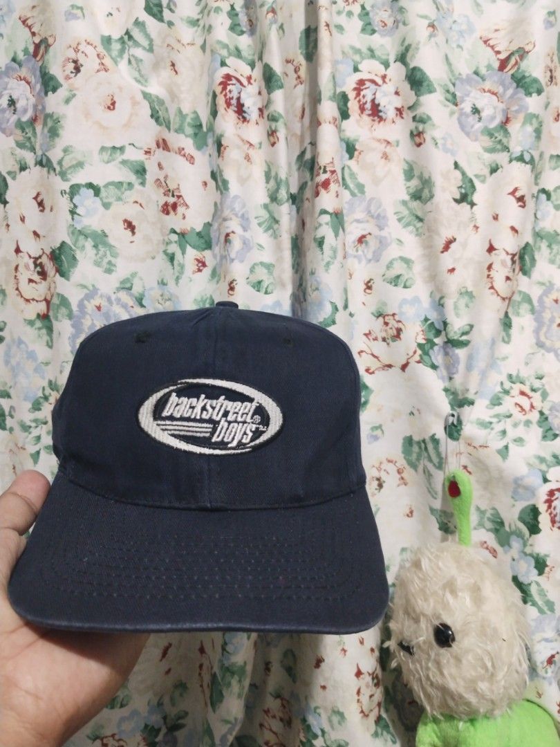 Vintage backstreet boys snapback (Category: Caps & Hats) located in Legazpi City. Submitted by genobecollectives (Listing ID 1468631439, Image 1). Description: vintage backstreet boys snapback 880 free ship one size fits all very good condition dm📩.