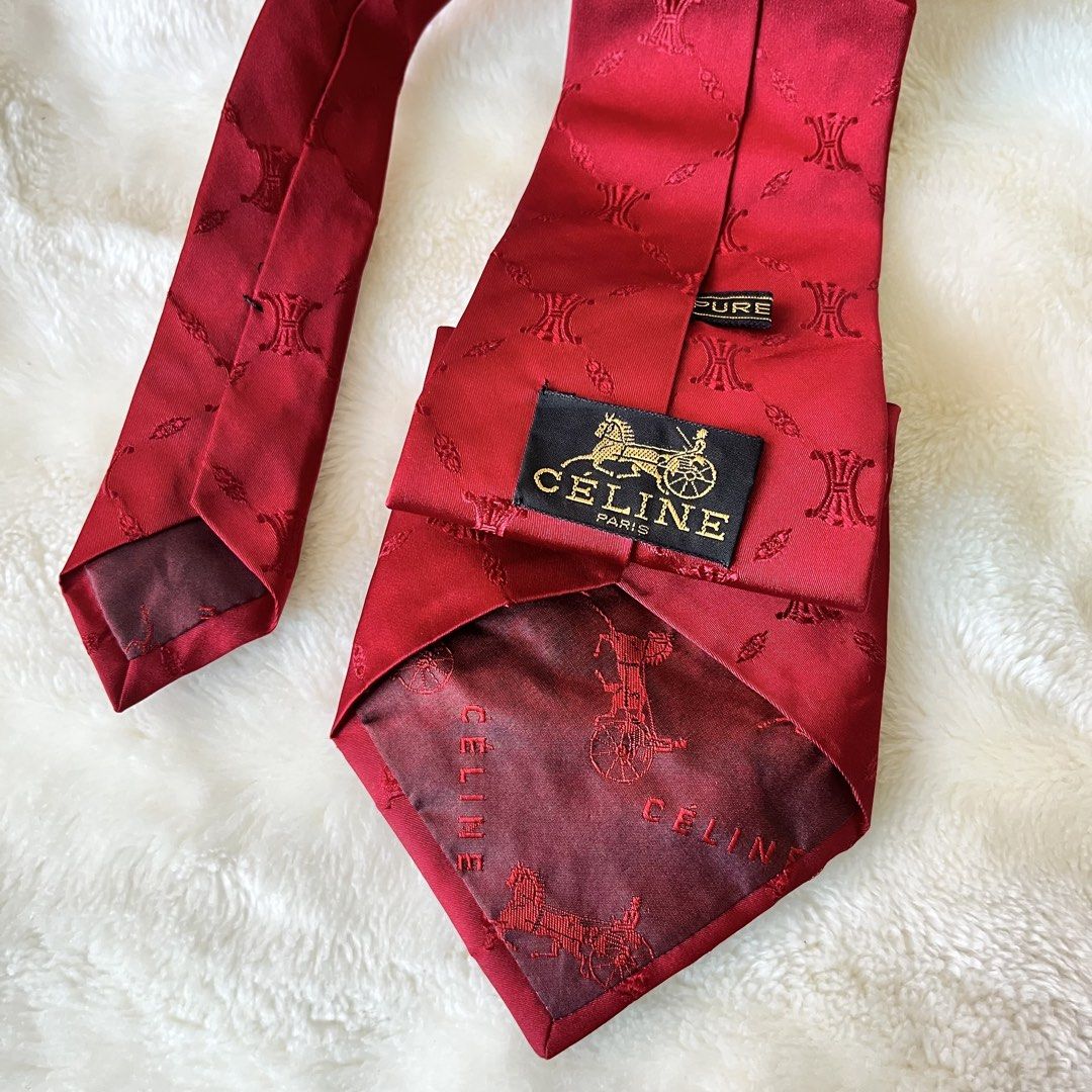 Vintage Céline Paris silk tie (Category: Ties) located in Samal. Submitted by thatsodd (Listing ID 1468551066, Image 2). Description: .