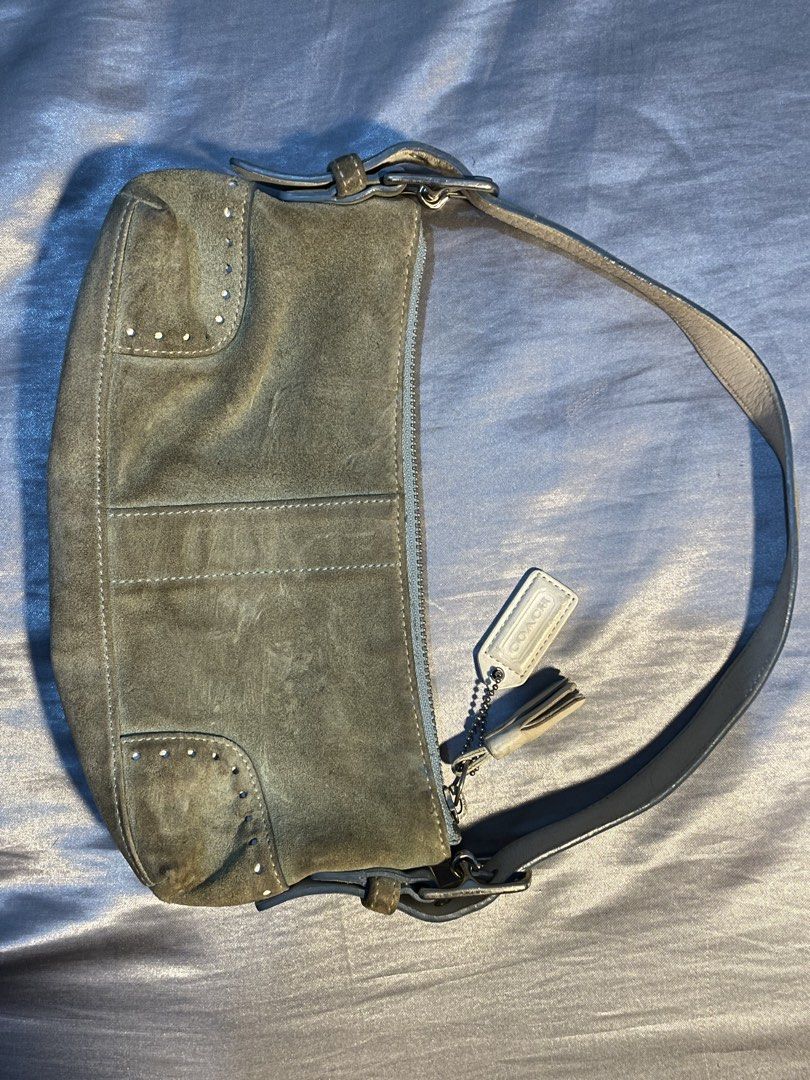 Sale!! Vintage Coach Baguette 5032 Suede (Category: Luxury Bags & Wallets) located in Mandaluyong City. Submitted by summersamnl (Listing ID 1468681959, Image 3). Description: .