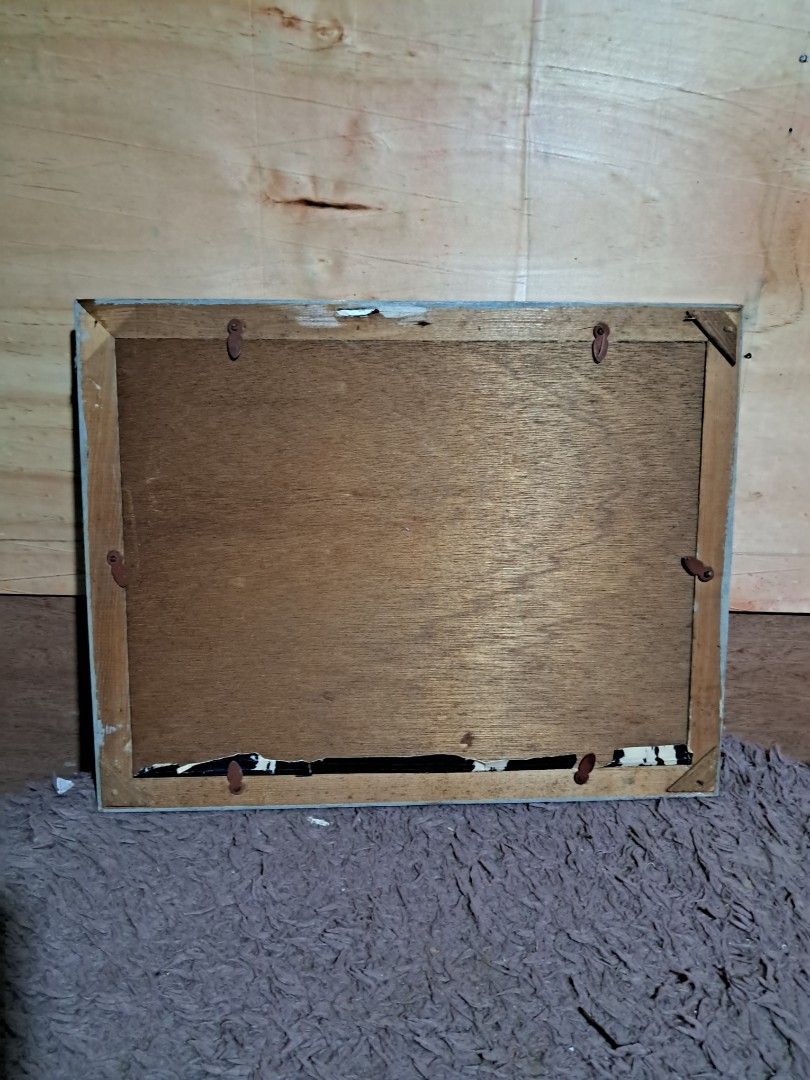 Vintage frame glass (Category: Frames & Pictures) located in Cavite. Submitted by secretjapansurplus (Listing ID 1468578541, Image 3). Description: picture inside the frame just a paper print not painting.