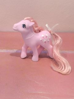 (Category: ) located in . Submitted by dollerist (Listing ID 1468604703, Image 1). Description: .