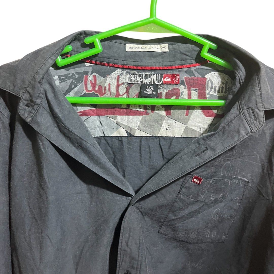 Vintage Quicksilver Graffiti Graphic Long Sleeve Button Up (Category: Activewear) located in Taguig. Submitted by aperturestudios.co (Listing ID 1468625810, Image 3). Description: L on tag Color may vary due to lighting Good Condition Color Rate: 9/10 No Issue ₱599 + sf.