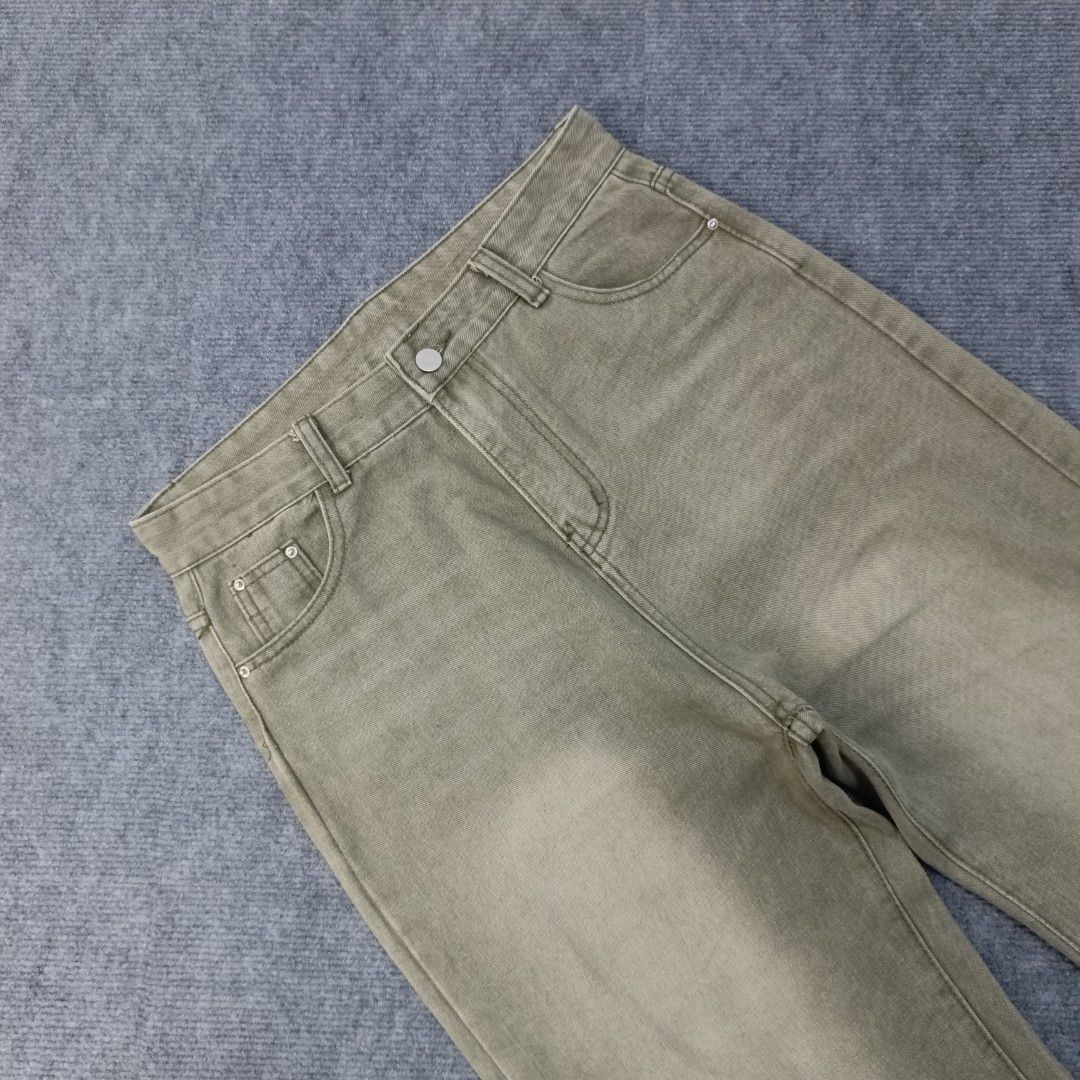 VINTAGE WASH DENIM PANTS💥 (Category: Jeans) located in Davao. Submitted by airdrop28 (Listing ID 1468645197, Image 2). Description: NEW ARRIVAL‼️ 📍VINTAGE WASH DENIM PANTS ❤‍🔥♻️ •Excellent condition •Color rate: 9.8/10 •Not Faded •Waist Size: 30-32 in •Length: 41 in •No issue •Price: 449 📍Location: SAMAL /BUHANGIN DAVAO CITY.