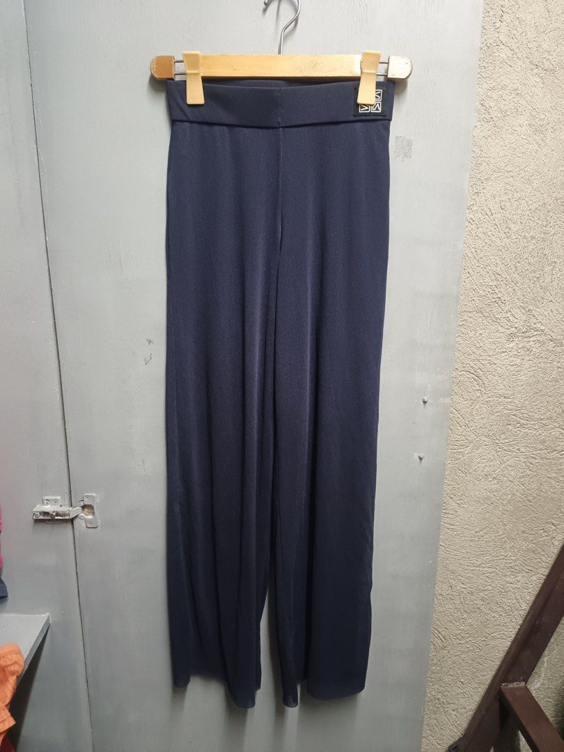 VIVIENNE TAM (Category: Other Bottoms) located in Dasmarinas. Submitted by jessputrages (Listing ID 1468671325, Image 1). Description: For sale Vivienne tam Excellent condition No issue 1500 plus shipping fee Pm for more details.
