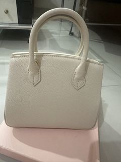 (Kategori: ) berada di . Dikirim oleh intanpurwandani.618 (ID iklan 1468556209, Gambar 1). Deskripsi: .