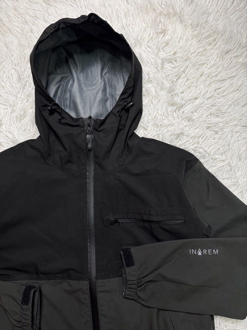 Water repellent jacket (Category: Coats, Jackets and Outerwear) located in Baguio. Submitted by sellingtonshop (Listing ID 1468520222, Image 3). Description: t8. Aegis Inarem workman jacket *wind and water repellent Size: S Dimes: 25*21 Condition: good as new Issue: none Mine: 680 Steal: 780 Grab: 880.