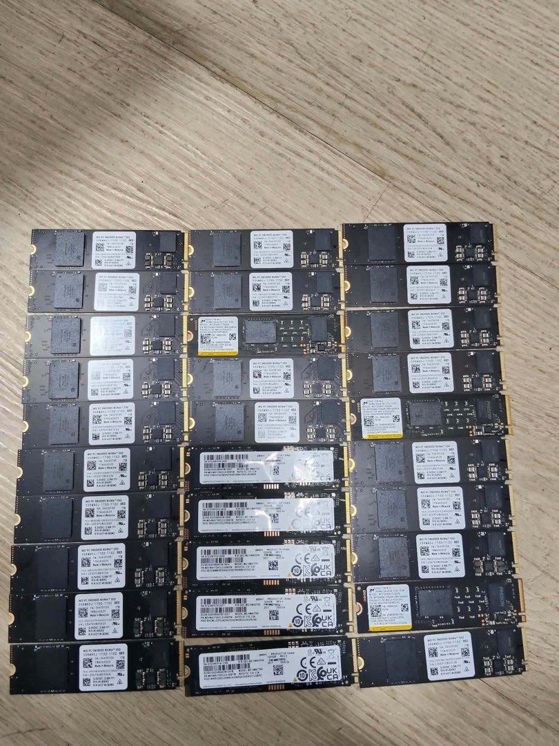WD PC SN5000S NVMe SSD 1TB M.2 (Category: Hard Disks & Thumbdrives) located in Manila. Submitted by trvpspxt (Listing ID 1468551325, Image 1). Description: 30pcs 1TB NVME WESTERN DIGITAL 100% HEALTH ALL GOODS NO ISSUE SLIGTH USE . - Brand/Model: Western Digital PC SN5000S NVMe SSD - Capacity: 1TB each - Form Factor: M.2 2280 - Condition: Tested and 100% working pulls - Availability: Multiple units available - Perfect for: PC upgrades, custom buil