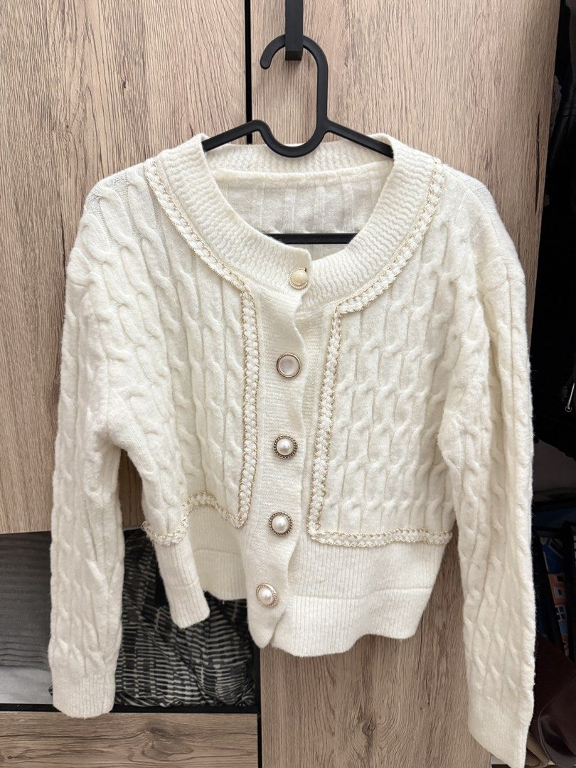 White Chunky Cardigan (Category: Coats, Jackets and Outerwear) located in Quezon City. Submitted by dianneechloee (Listing ID 1468597486, Image 1). Description: ୨୧ ‧₊˚ 🤍 WHITE CHUNKY KNITTED CARDIGAN 🧸 ౨ৎ cozy & cute chunky knit ☁️ ౨ৎ perfect for layering, coffee dates & chilly days 🩰 ౨ৎ may flaws sa button, as seen in the pic ౨ৎ gives soft girl / coquette / clean girl vibes 🎀 ౨ৎ easy to pair with skirts, jeans & dresses 🤍 ౨ৎ size: Small ♡ p