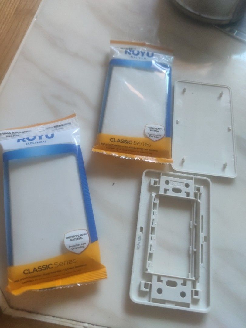 Wiring devices blank plates 3pcs (Category: Industrial Equipment) located in Cavite. Submitted by Combiishop (Listing ID 1468562790, Image 1). Description: takip sya sa malalaking switch ng ilaw 3sets .