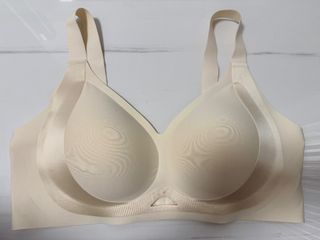 （分類：）位於 。 由 smallkiwi 提交（商品編號 1468574734，圖片 1）。簡介： 。