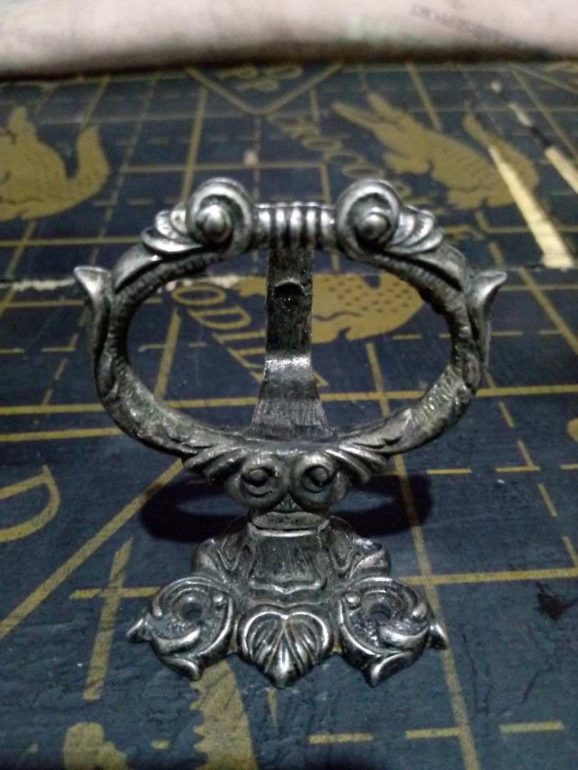 WWII KATANA SWORD HOLDER (Category: Vintage Collectibles) located in Cebu City. Submitted by paulhalms73 (Listing ID 1468671851, Image 3). Description: WORLD WAR II KATANA SWORD HOLDER FOR SALE.