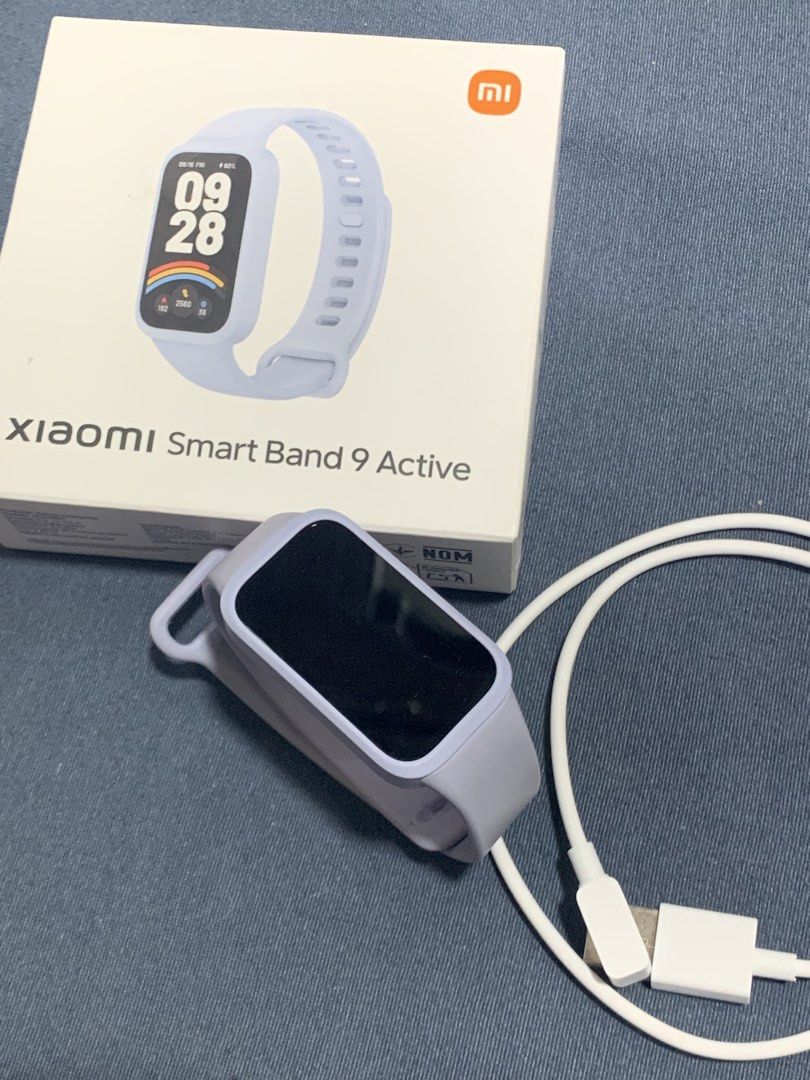 Xiaomi Smart Band 9 Active (Category: Wearables & Smart Watches) located in Quezon City. Submitted by akiharuclosetph (Listing ID 1468521290, Image 1). Description: - Xiaomi Smart Band 9 Active - Complete inclusions - Used once lang sa office then di ko na nagamit - Ang tagal ng battery lifeee 🫶🏻 - CAN DO RESERVATION WITH SMALL DP .