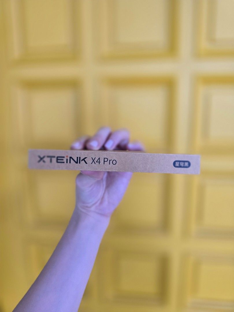 Xteink X4 Pro Mini Ereader with backlight and warm settings (Category: Other Gadgets) located in Makati City. Submitted by geekyereader (Listing ID 1468540037, Image 3). Description: brand new and sealed. comes with free TPU.