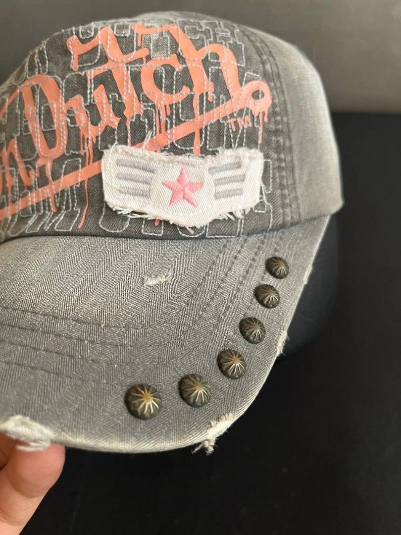 Y2K DISTRESSED VON DUTCH STUDDED CAP (Category: Caps & Hats) located in Quezon City. Submitted by ezpc.thrift (Listing ID 1468517095, Image 3). Description: ISSUE: NONE CONDITION: EXCELLENT SIZE: ONE SIZE FITS MOST DM FOR MORE INQUIRIES.