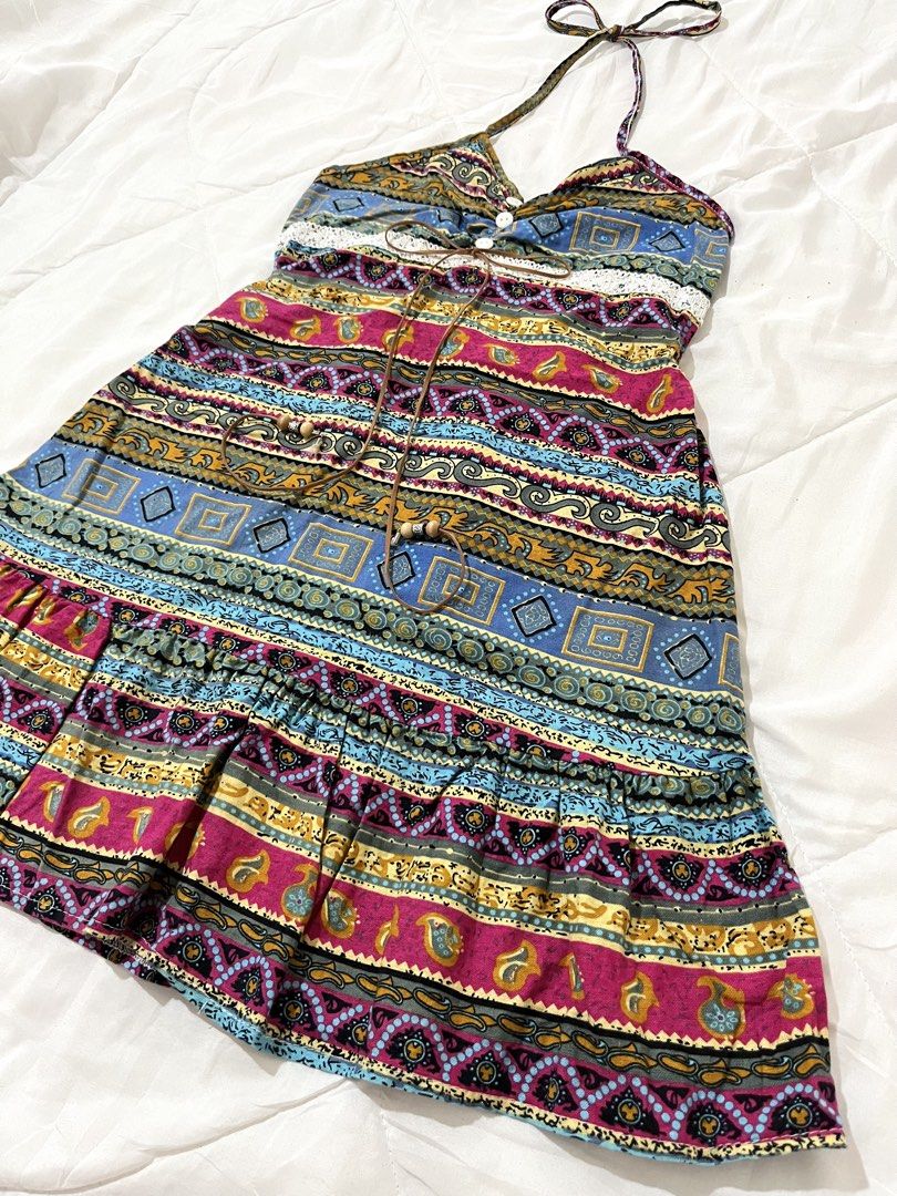 Y2K Geometric Summer Halter Dress (Category: Dresses) located in Naga. Submitted by itsrhoda (Listing ID 1468538523, Image 3). Description: 𝐓𝐇𝐈𝐑𝐓𝐘-𝐓𝐇𝐈𝐑𝐃 𝐂𝐎𝐋𝐋𝐄𝐂𝐓𝐈𝐎𝐍 🌞🌤️🪐✨ A series of y2k/vintage masterpieces you badly desire to add to your set of handpicked clothes. READ! ✨ Kindly send a message with your NAME, ADDRESS, and CONTACT NUMBER after claiming. ✨ Every item is washed. ✨ Manage your expectations, as these are prelo