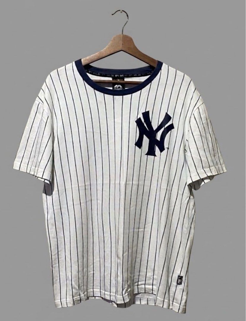 Y2K MLB NY YANKEES PINSTRIPE TEE (Category: Tshirts & Polo Shirts ) located in Davao. Submitted by ronz31 (Listing ID 1468511339, Image 2). Description: PTPA/FS NY YANKEES PINSTRIPE MLB TEE LARGE WITH BACKHIT W:22" L:28" DM📩.