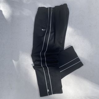 (Category: ) located in . Submitted by 2ndstory.vntg (Listing ID 1468565891, Image 1). Description: .