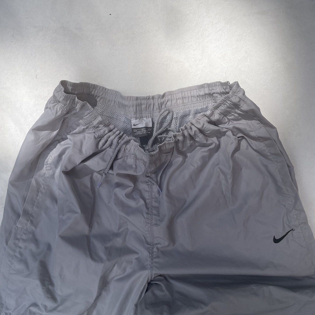 Y2K Nike Track Pants (Category: Joggers) located in Baguio. Submitted by 2ndstory.vntg (Listing ID 1468566460, Image 3). Description: Y2K NIKE TRACK PANTS🔥 Medium W: 30-36" L: 39" LO: 8" Excellent Condition 🔖₽750.00 📍Baguio City.