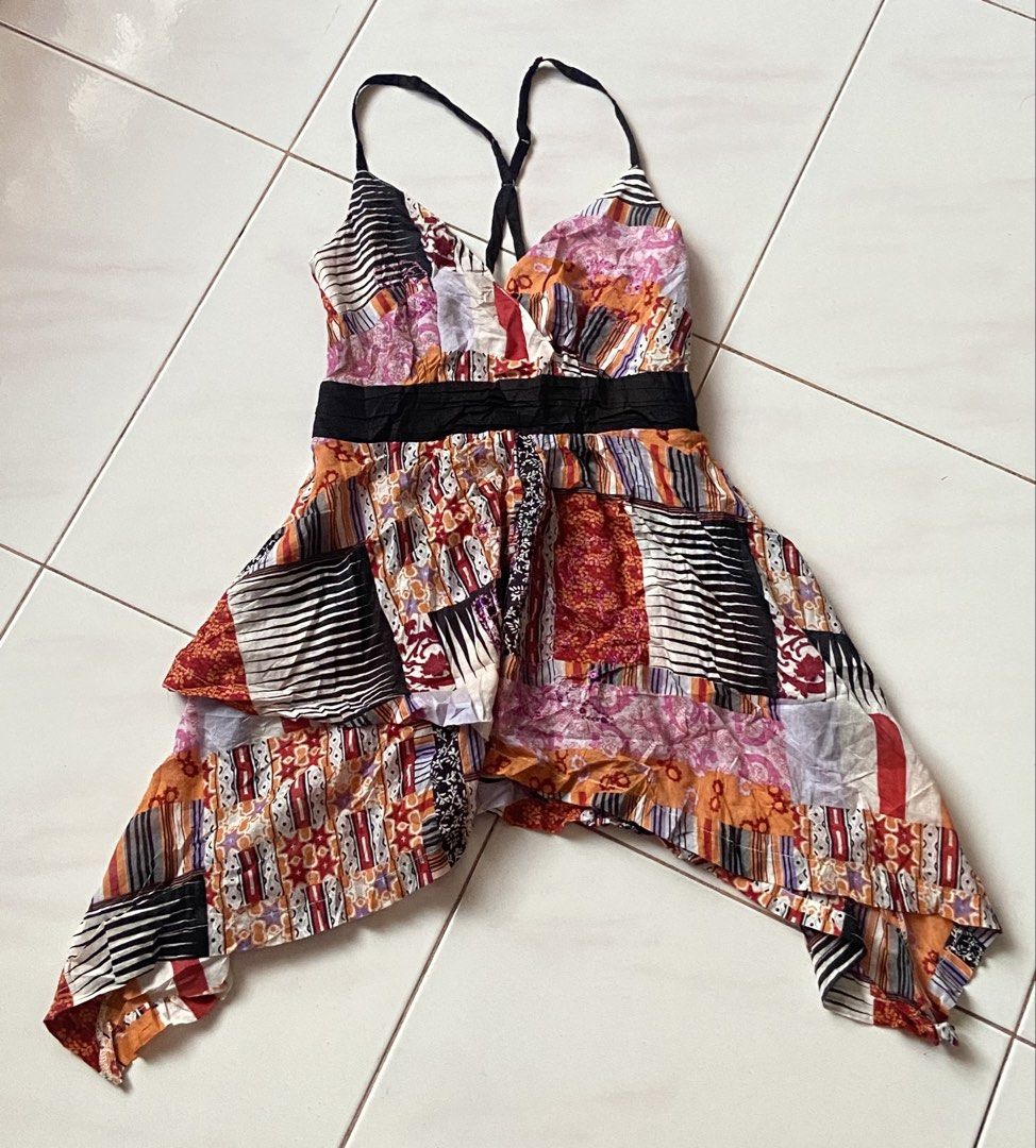 Y2K Vintage Patchwork Boho Halter Cami Top (Category: Blouses) located in Tacurong. Submitted by curatedbyrani (Listing ID 1468567312, Image 1). Description: Good As New PM for more info! 🫰🏻💕.