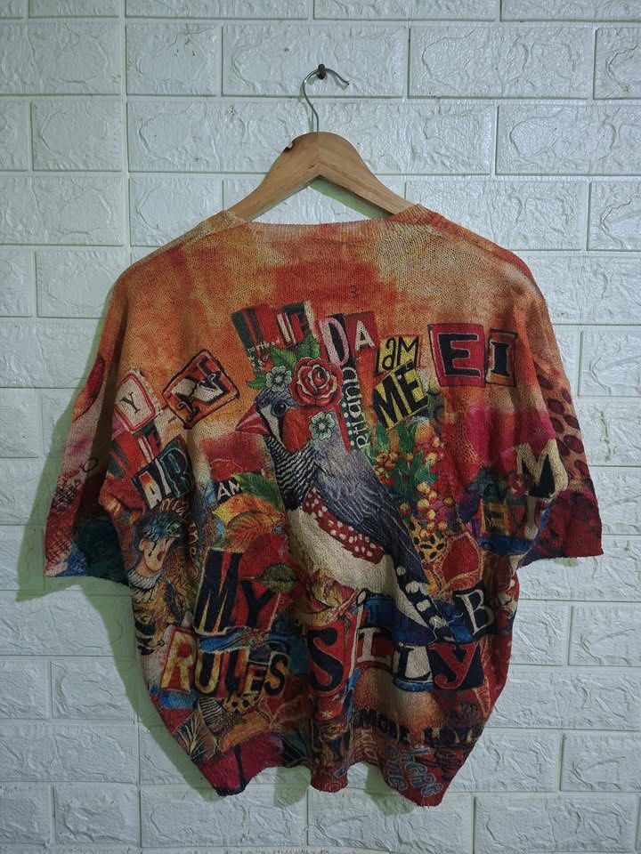 Y2k tops womens (Category: Others Tops) located in Bulacan. Submitted by bleue.finds (Listing ID 1468631294, Image 2). Description: Y2k tops womens - 21 front length - 24.5 back length - 24.5 width - as new - no issue - maganda tela parang fishnet .