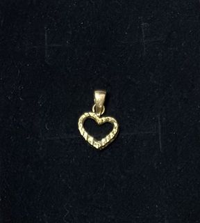 (Category: ) located in . Submitted by beckyshop2024 (Listing ID 1468649559, Image 1). Description: .
