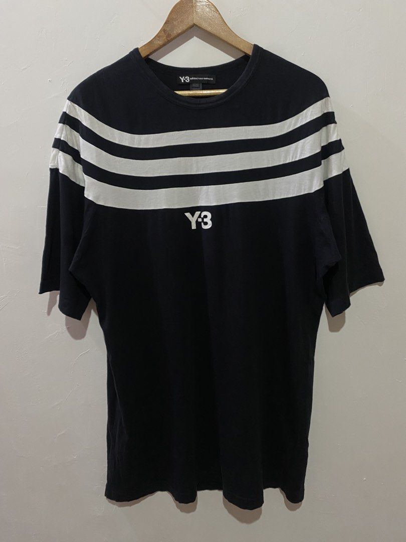Yohji yamamoto (Category: Activewear) located in Bacolod City. Submitted by all.around_929 (Listing ID 1468630237, Image 2). Description: 📌Y3 Yohji Yamamoto 📌Complete tags 📌Colorate:9.5/10 📌Excellent Condition 📌Issue: None 📌Price📩 ✅CLICK EACH PHOTO FOR DETAILS 📌Color may vary due to lighting 📌 No rush shipping PAYMENT FIRST POLICY 💸 ➡️ Mode of payment: Gcash.