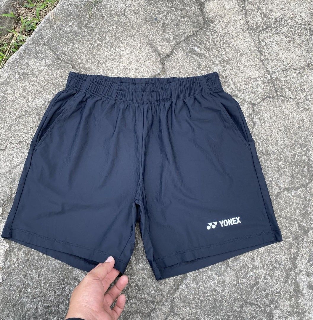 Yonex womens badminton short (Category: Activewear) located in Davao. Submitted by valenciam65490 (Listing ID 1468660407, Image 3). Description: Authentic Yonex Badminton short Complete tags Best fit sa medium Garterized waistband Very stretchable ang tela Waistline : 27-30 inches Length: 14 inches Leg opening : 11 inches Good as brand new condition Super ganda ng tela Very stretchable Actual color : Black Color rate : 10/10 No crackprint No flaw