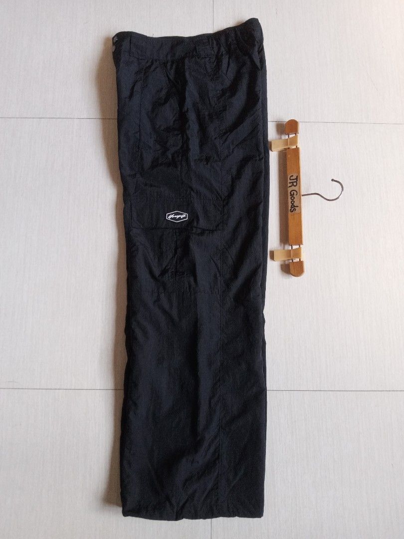 YoungLA Black Cargo Track Pants YLAW1394 (Category: Joggers) located in Tanay. Submitted by jrgoods (Listing ID 1468506402, Image 3). Description: YoungLA Cargo Track Pants (Model YLAW1394) Young LA cargo track pants Small - medium Waistline 28-30 Length 41 Leg hole 11.5 Good as new condition 999+ship Tanay Rizal location Shipping NationwideYoung LA cargo track pants Small - medium Waistline 28-30 Length 41 Leg hole 11.5 Good as new condition 899
