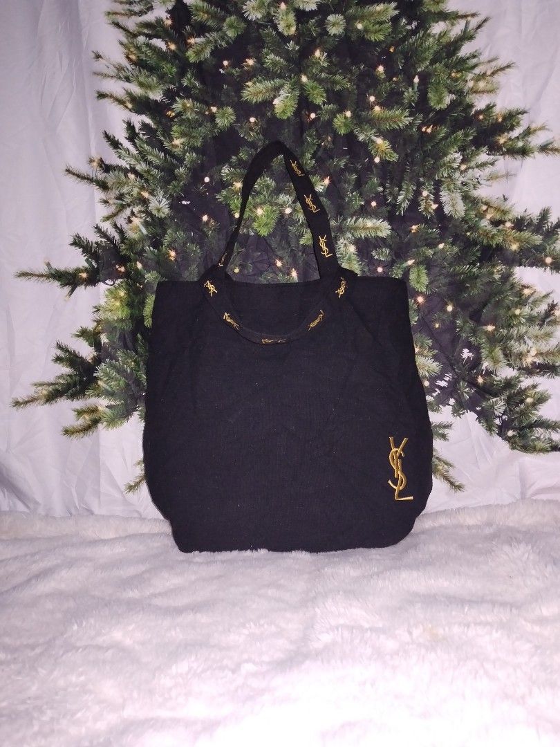 YSL TOTE BAG (Category: Tote Bags) located in Digos. Submitted by thrifted-sheila04 (Listing ID 1468640059, Image 1). Description: lightly used but still good condition clean inside 10/10 color con..