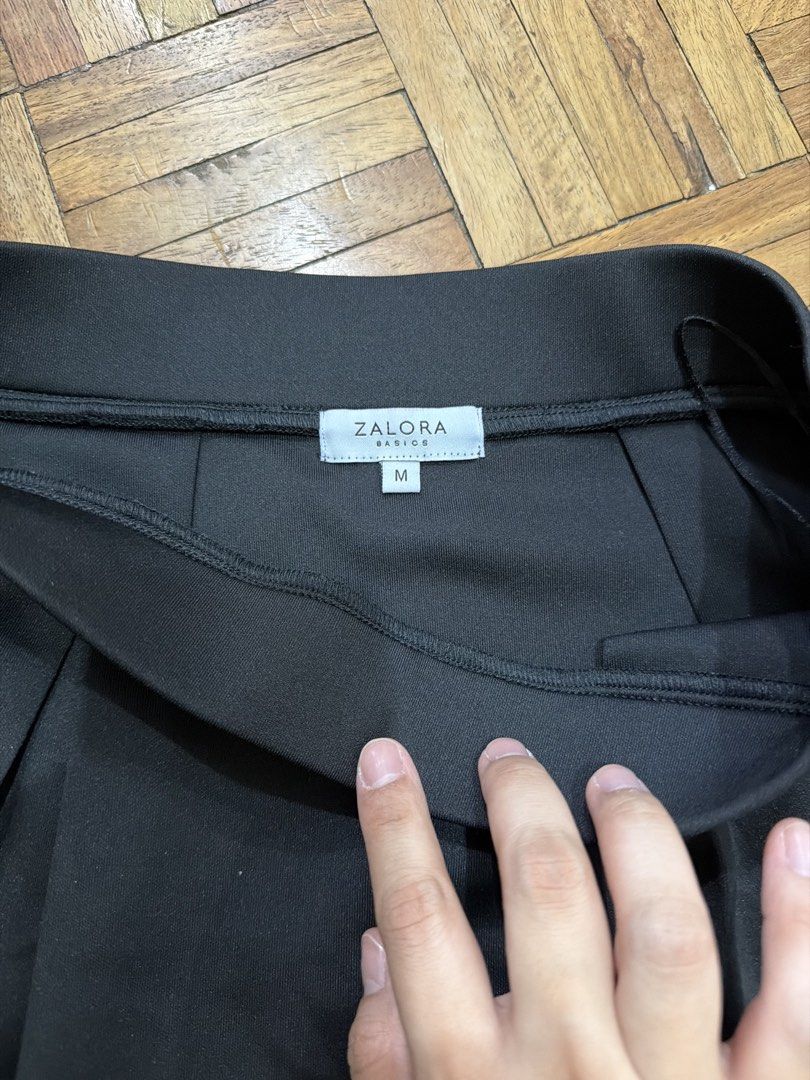 Zalora Black Skirt Medium (Category: Skirts) located in Manila. Submitted by preloved_new_forsale (Listing ID 1468566437, Image 3). Description: .