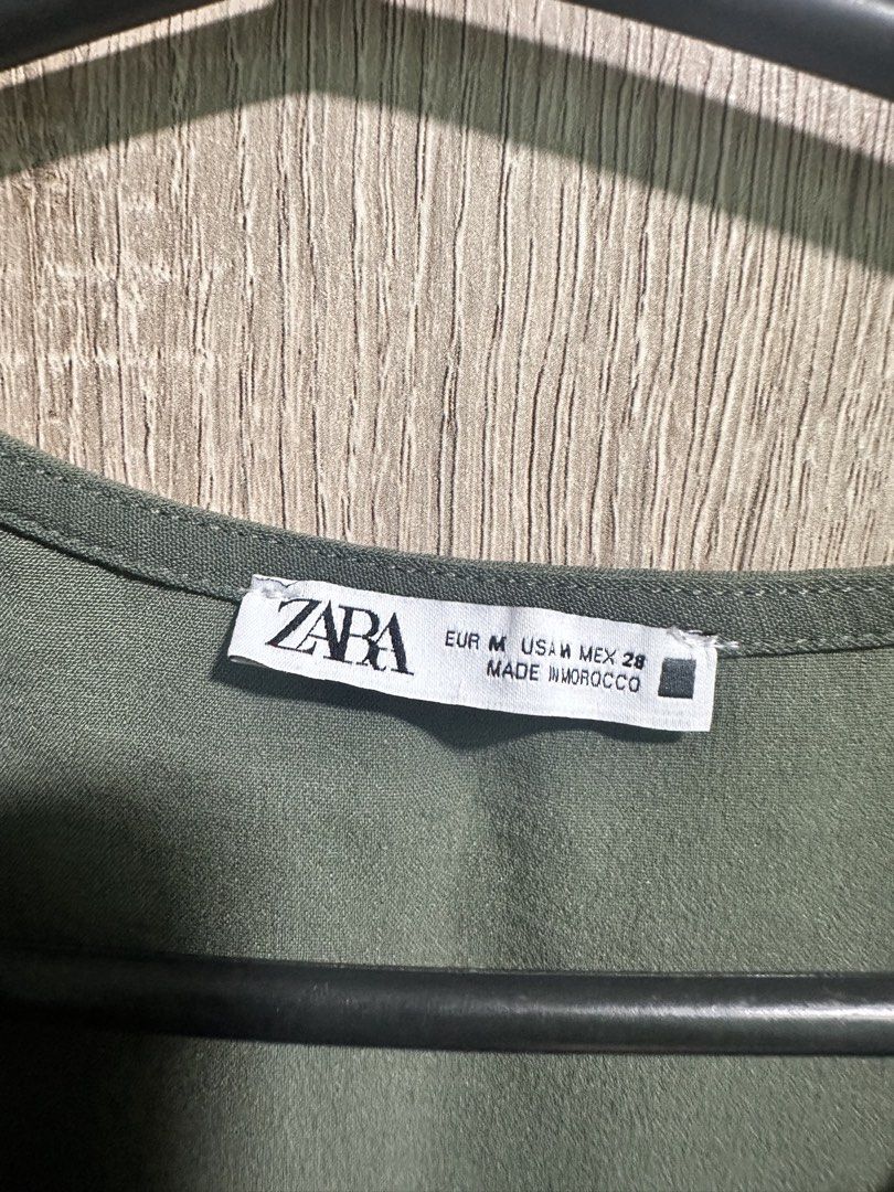 Zara (Category: Others Tops) located in Manila. Submitted by love.lyxph (Listing ID 1468625679, Image 3). Description: Zara olive green draped V-neck short-sleeve wrap top.