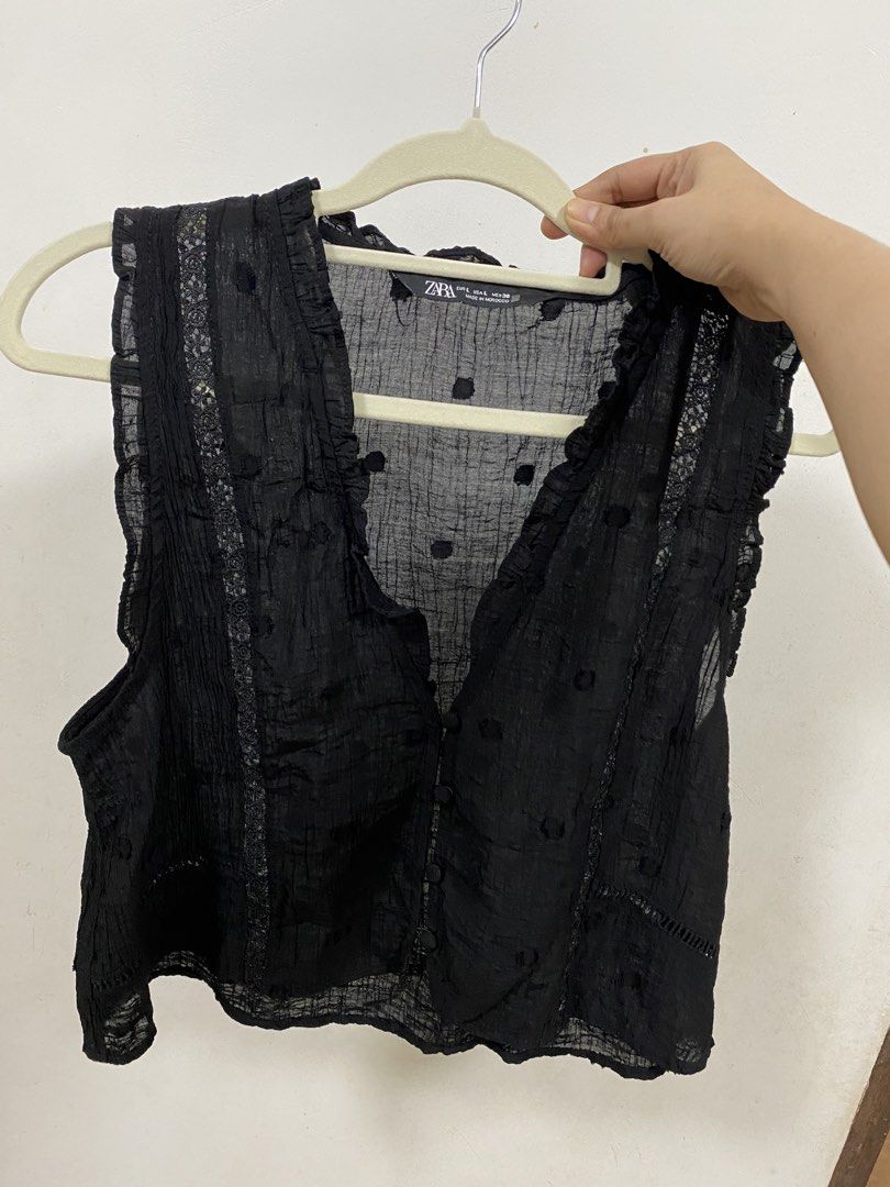 Zara black lace top (Category: Sleeveless) located in Los Banos. Submitted by itsmecathey (Listing ID 1468692331, Image 1). Description: One of my fav tops. Size large on tag.