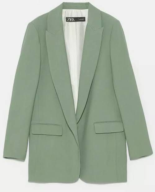 Zara Blazer (Category: Coats, Jackets and Outerwear) located in Manila. Submitted by love.lyxph (Listing ID 1468621321, Image 1). Description: Zara Light Khaki Blazer.