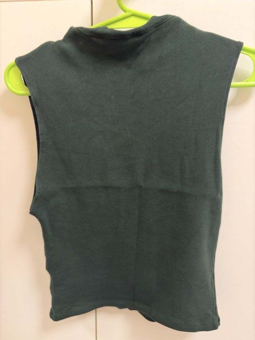 Zara green top (Category: Sleeveless) located in Quezon City. Submitted by j.styles (Listing ID 1468672672, Image 3). Description: .