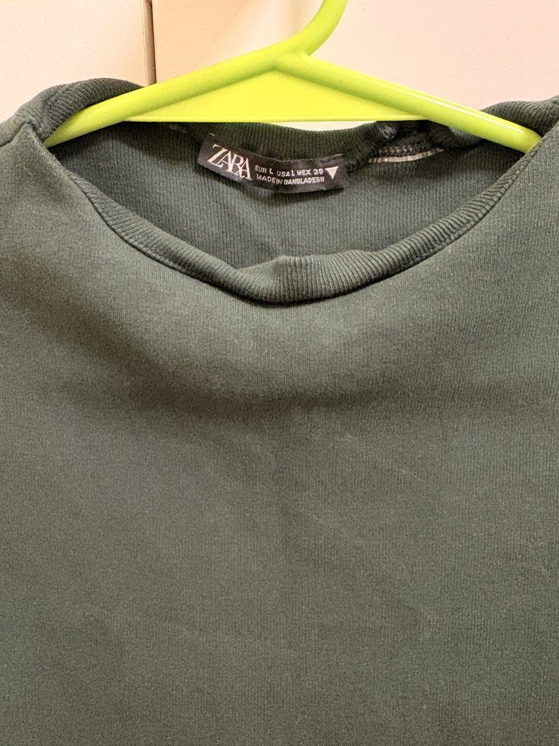 Zara green top (Category: Sleeveless) located in Quezon City. Submitted by j.styles (Listing ID 1468672672, Image 2). Description: .
