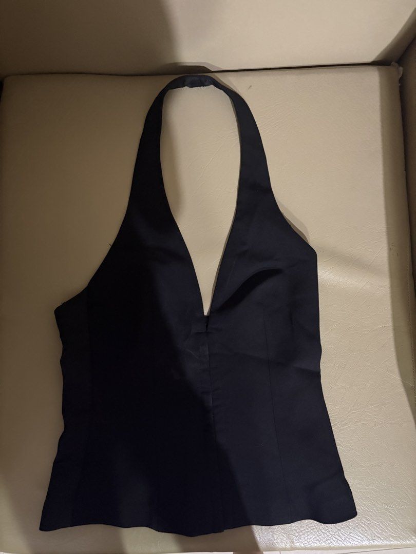 Zara halter top (Category: Sleeveless) located in Manila. Submitted by miffsies (Listing ID 1468607426, Image 1). Description: - Never been used - No ww Free sf.