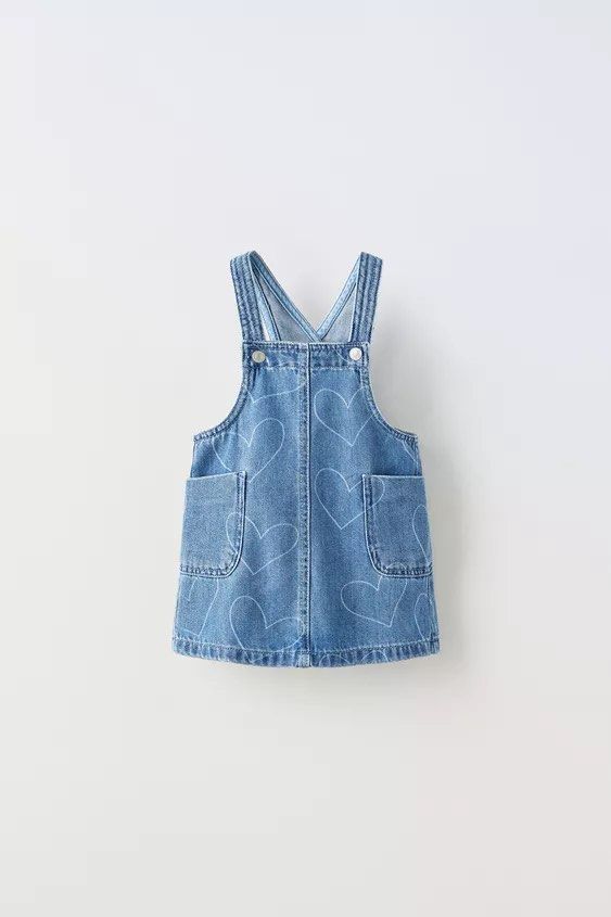 Zara Heart Denim Pinafore (Category: Babies & Kids Fashion) located in Pasay City. Submitted by littlebebekidsstuff (Listing ID 1468523568, Image 1). Description: Size: 4-5y.
