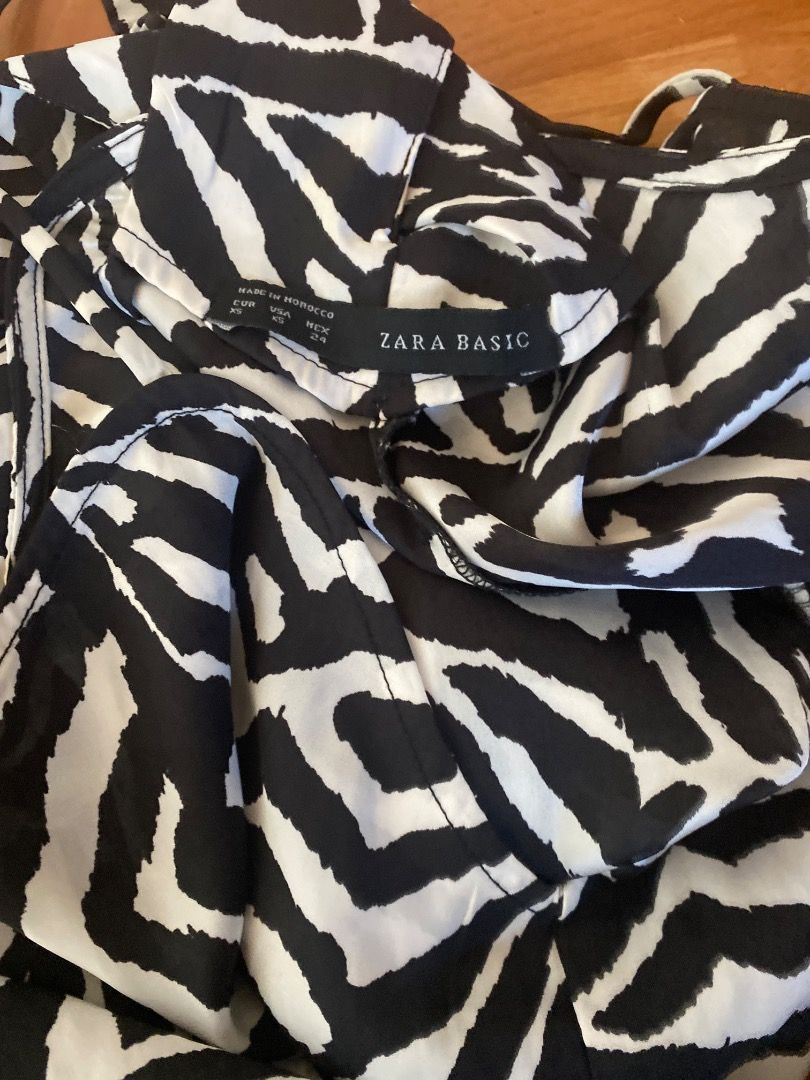 Zara Jumpsuit (Category: Jumpsuits) located in Manila. Submitted by franzboots95 (Listing ID 1468711231, Image 2). Description: .