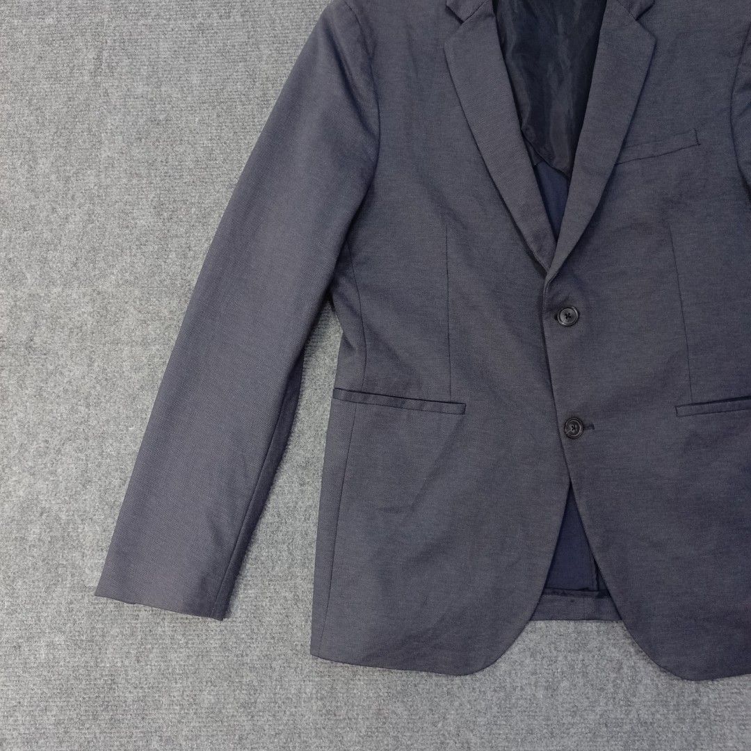 ZARA MAN - 4 WAY STRETCH COMFORT KNIT💥 (Category: Coats, Jackets and Outerwear) located in Davao. Submitted by airdrop28 (Listing ID 1468657085, Image 3). Description: NEW ARRIVAL‼️ ‎ ‎📍ZÀRÁ MAN - 4 WAY STRETCH COMFORT KNIT 💥 ‎ ‎•Excellent condition ‎•Color: Charcoal gray ‎•Color rate: 9/10 ‎•Width: 20 in ‎•Length: 29 in ‎•Size on tag: Large ‎•No issue: Sign of usage lang ‎•Shipping: J&T or Maxim ‎•Colour may vary due to lighting ‎ ‎•649 ‎ ‎📍