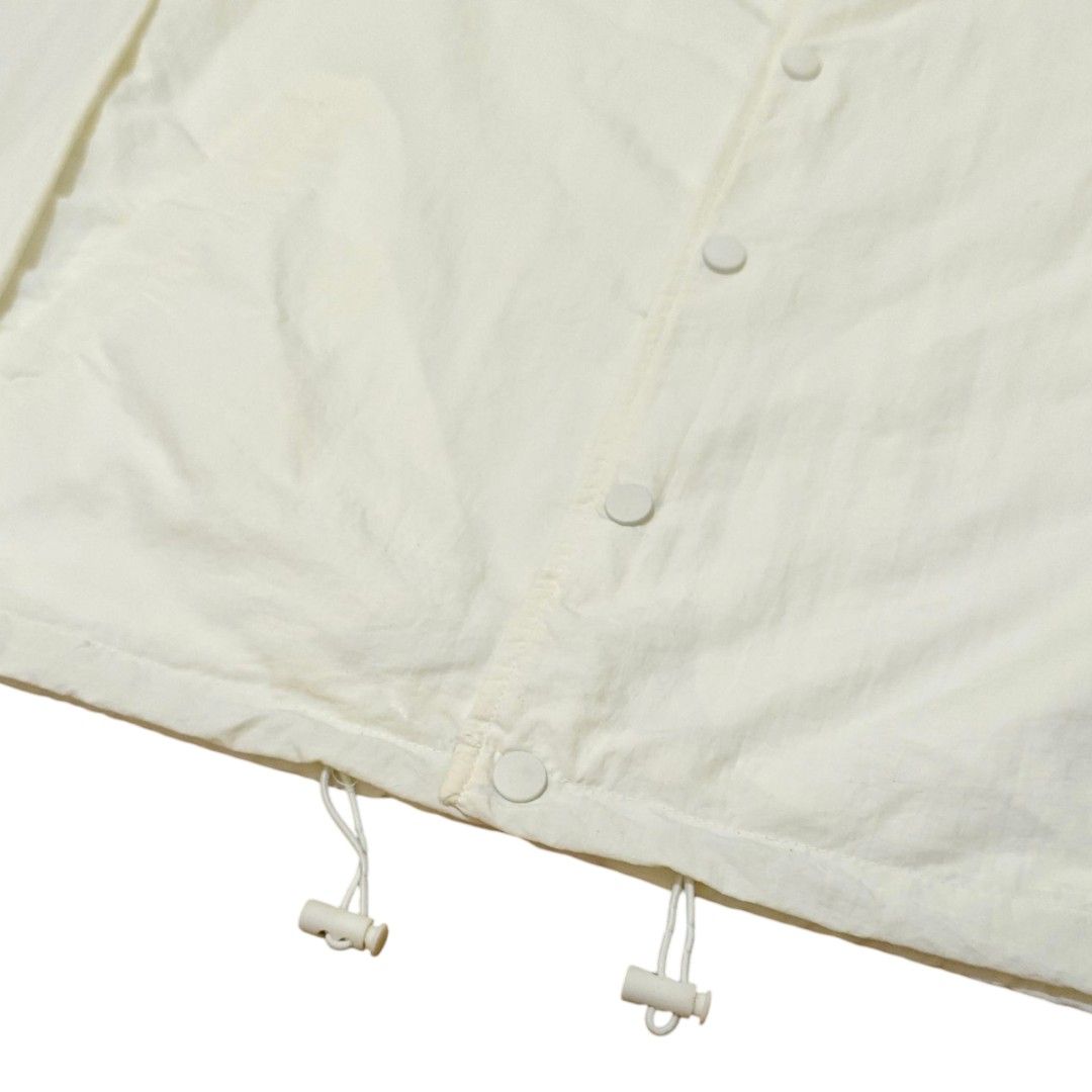 ZARA MAN Nylon Coach Jacket (Category: Coats, Jackets and Outerwear) located in Quezon City. Submitted by oldturnedtogold (Listing ID 1468600118, Image 2). Description: ZARA MAN Nylon Coach Jacket Size Medium White Shoulder Width - 19.5" Body length - 29" Chest Width - 22.25" Sleeve Length - 25.5" Details: - Nylon fabric - Lightweight and quick dry - Snap button closure - front welt pockets - adjuster on bottom hem - Shipping fee to be shouldered