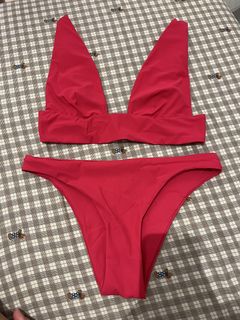 (Category: ) located in . Submitted by ann_in_declutter (Listing ID 1468580855, Image 1). Description: .