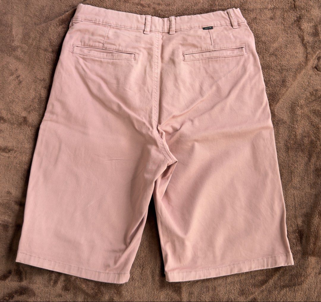 Zara Pink Shorts Size 11-12 (Category: Babies & Kids Fashion) located in Cainta. Submitted by sixteenfive29 (Listing ID 1468603261, Image 2). Description: - Brand: Zara - Size: 11-12 years (152 cm) - Color: Pink - Closure: Button closure with belt loops - Pockets: Front pockets and two back welt pockets - Extra Feature: Adjustable inner waistband for a better fit - Origin: Made in Bangladesh.