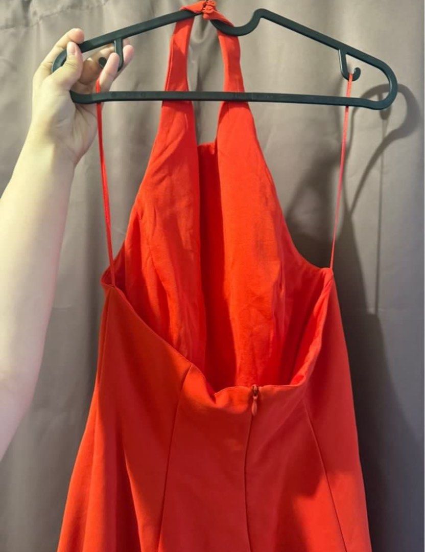 Zara Red Halter Dress (Category: Dresses) located in Manila. Submitted by fionamarg123 (Listing ID 1468649199, Image 2). Description: USED ONLY ONCE FOR BIRTHDAY In perfect condition Size XS Comes with Tag RFS: Decluttering 🌷 .