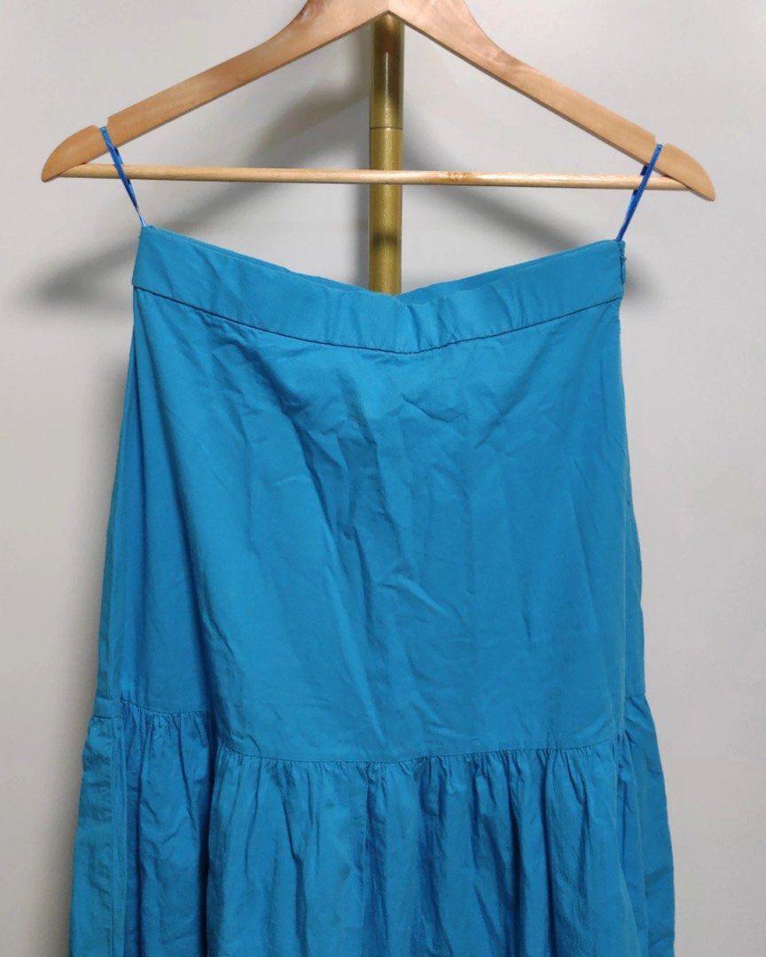 Zara Skirt (Category: Skirts) located in Paranaque City. Submitted by closetclub308 (Listing ID 1468522582, Image 2). Description: Zara Skirt Size: Small Lightly Used.