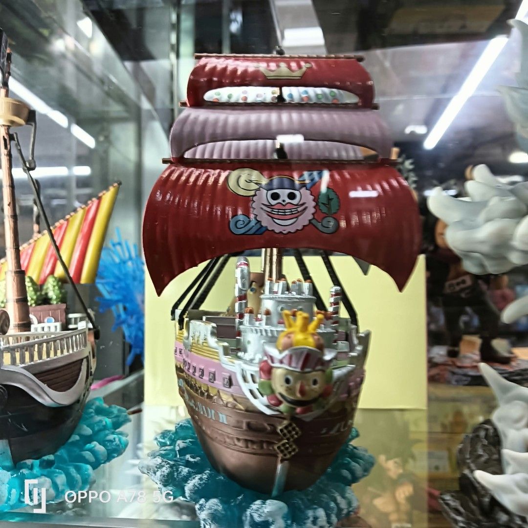 Zoro anime figure (Category: Figurines & Statues) located in Manila. Submitted by charlie0620 (Listing ID 1468540860, Image 2). Description: .