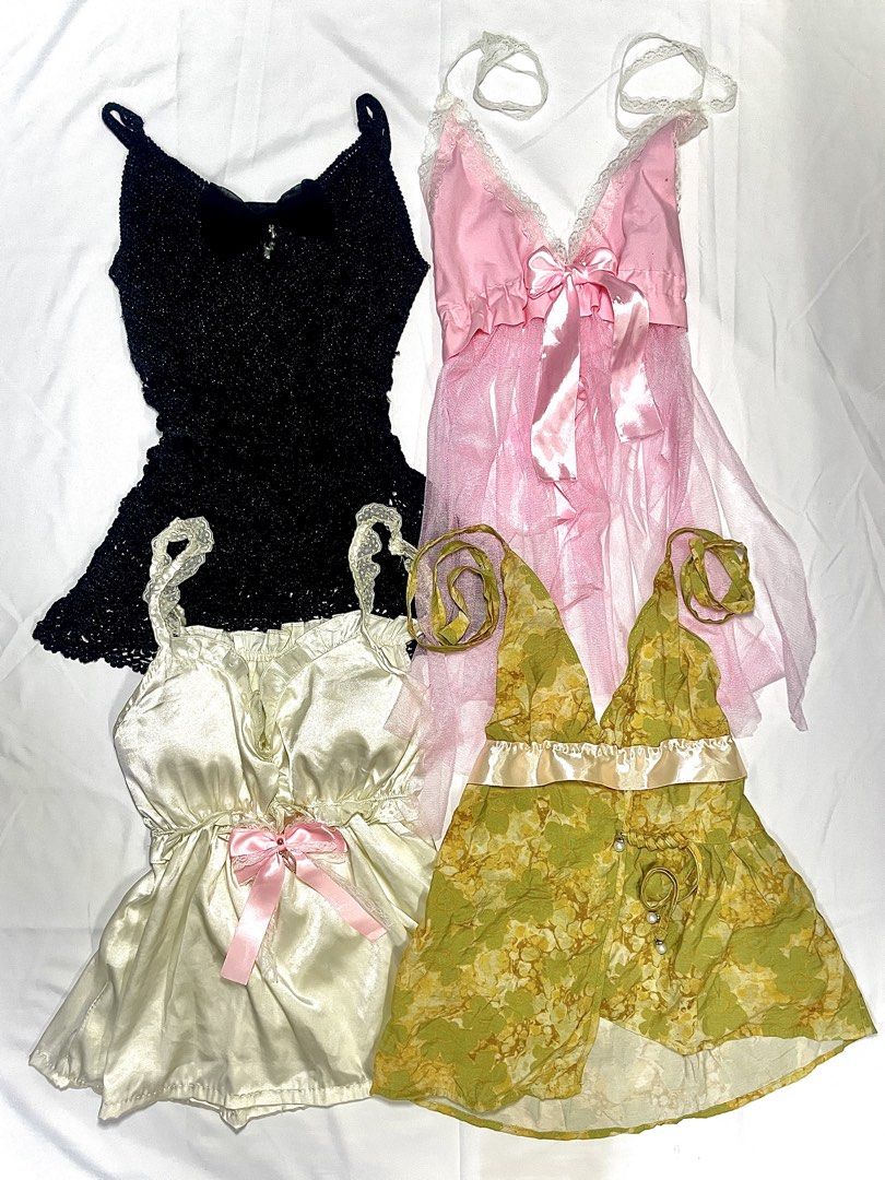 10 PCS FAIRY TOPS BUNDLE + FREEBIES (Category: Sleeveless) located in Manila. Submitted by dreucena_ (Listing ID 1468898462, Image 2). Description: selling my fairy tops bundle! perfect for those who love fairy, coquette, and dreamy fits. 🦢 — 10 pcs fairy tops — freebies included! 🎁 — nego for sure buyers only — rfs: need funds all items are sold as a bundle. kindly send me a message for inquiries or offers. 💌 mop: gcash only.