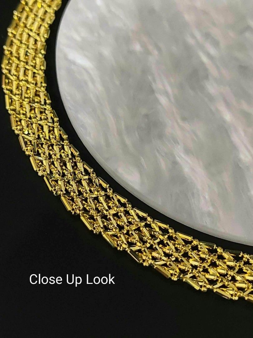 18k Saudi gold necklace (Category: Necklaces) located in Manila. Submitted by bhelgoldseller2ndaccount (Listing ID 1468733593, Image 3). Description: New!!✨New!!✨New!! Authentic 18k Saudi Golds 💯pawnable/naisasanla 💯with high appraisal rate 💯good investment 💯Direct supplier price 👉OPEN for resellers 🌺please take time to evaluate their actual sizes and grams 👉Best panggift for all occasions ✅ Sold per grams not per piece Kya lowest price ✅W
