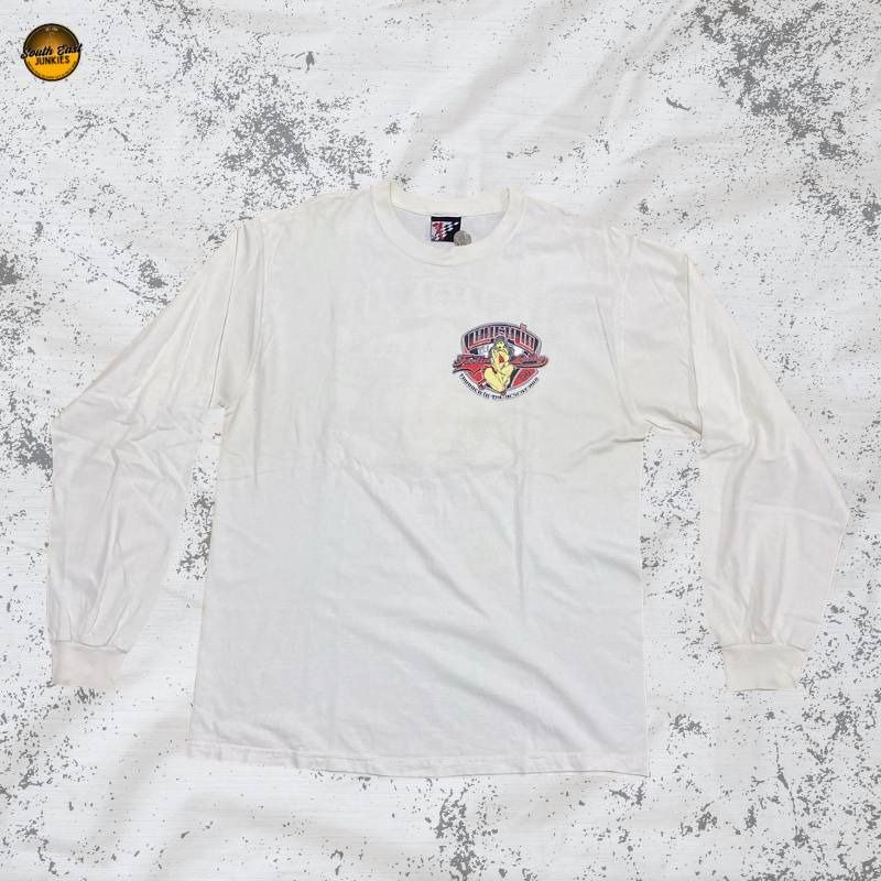 2004 Laughlin Feeling Lucky Sweatshirt (Category: Tshirts & Polo Shirts ) located in Legazpi City. Submitted by southeastjunkies (Listing ID 1468858964, Image 3). Description: 2004 Laughlin Feeling Lucky Sweatshirt (Vintage Bike Tee) W-22 L-31 Issue: Pinhole Price: 300+sf MOP: GCash Delivery: J&T.