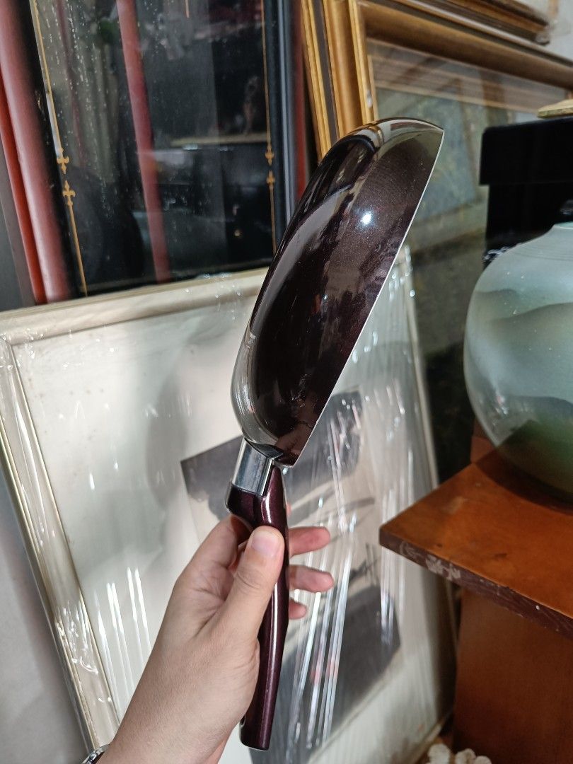 20cm T-Fal nonstick Pan (Category: Cookware & Accessories) located in Taguig. Submitted by ashicollection (Listing ID 1468736951, Image 2). Description: Please read! For sure buyer only! NO COD/COP No reservation The items will be sold to the first payer w/o prior notice. Verbal reservations are not acceptable. Note: All items are vintage. Please manage your expectations accordingly. G cash payment. Shipping via Lalamove Metro Manila. For provinc