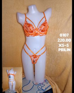 (Category: ) located in . Submitted by seducente.closet (Listing ID 1468864708, Image 1). Description: .